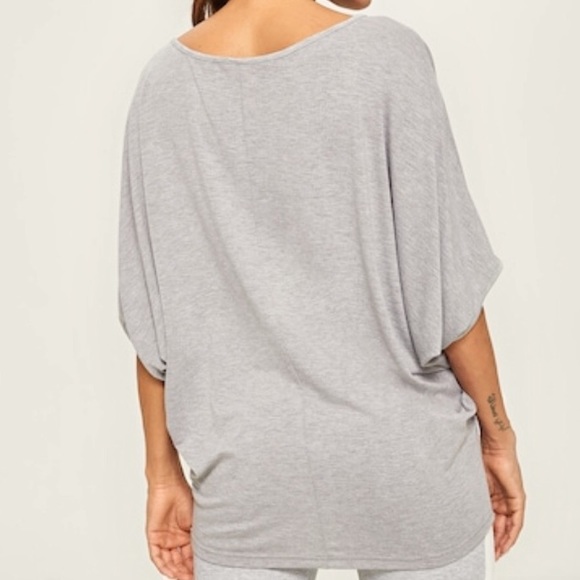 Cut and Comfy Batwing Sleeve Tee- Gray - Picture 2 of 4
